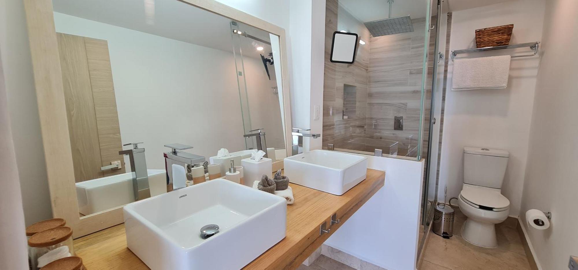 Cascadas, Spacious With Workspace, Pool & Fast Wi-fi Holiday home Cancun